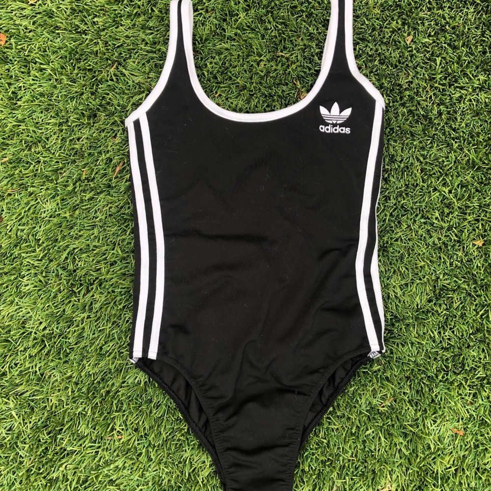 Addias bodysuit